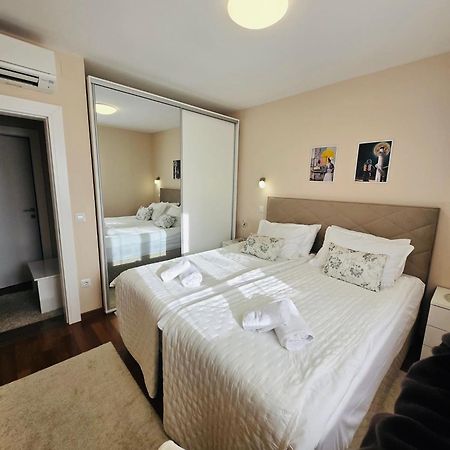 Apartments Luana With Private Jacuzzi 자다르 외부 사진