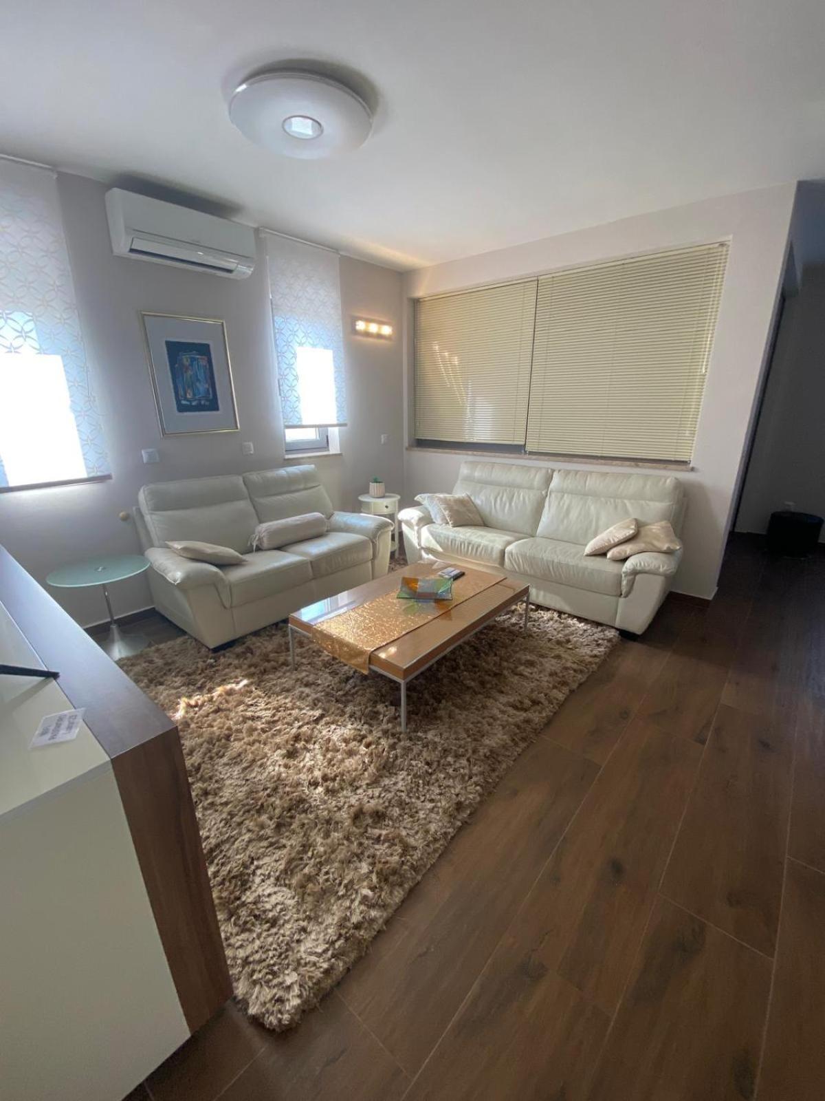 Apartments Luana With Private Jacuzzi 자다르 외부 사진